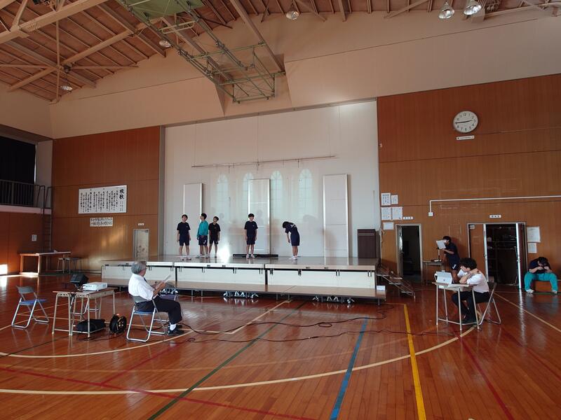 ２年生のステージ発表練習